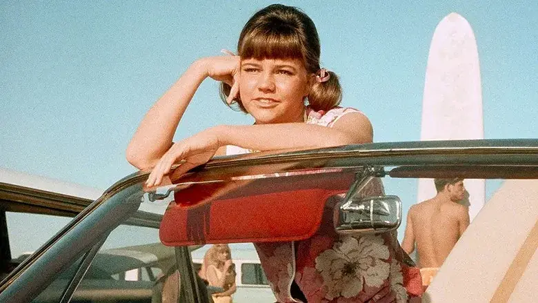 Gidget still 4