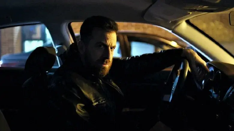 Victor Lessard : Un pas dans l'ombre still 3