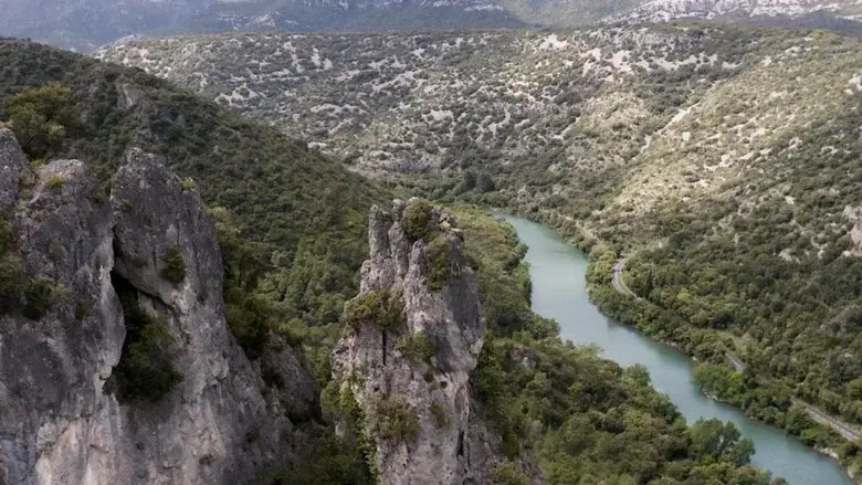 Les Trésors cachés des gorges still 1