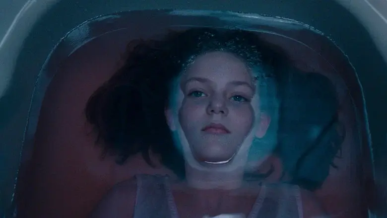 The Virgin Suicides still 5