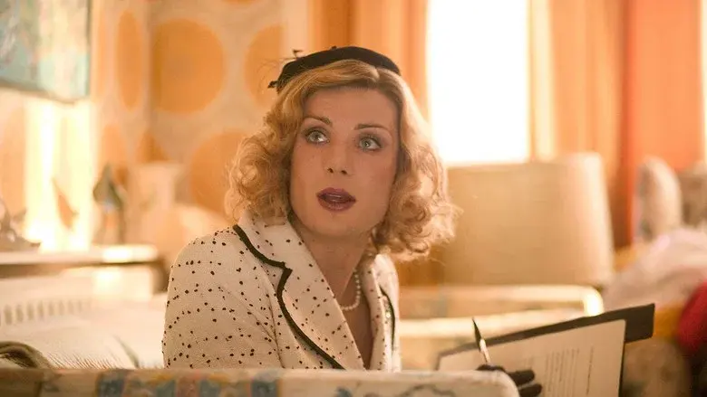 Breakfast on Pluto still 3
