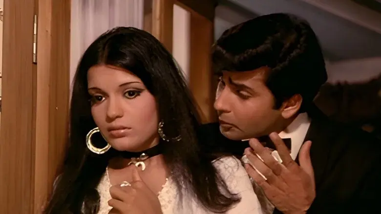 Yaadon Ki Baaraat still 1