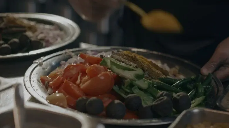 ماذا يأكل السعوديون still 3
