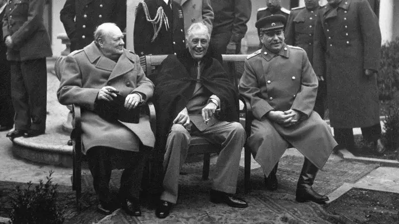 The World at War still 3