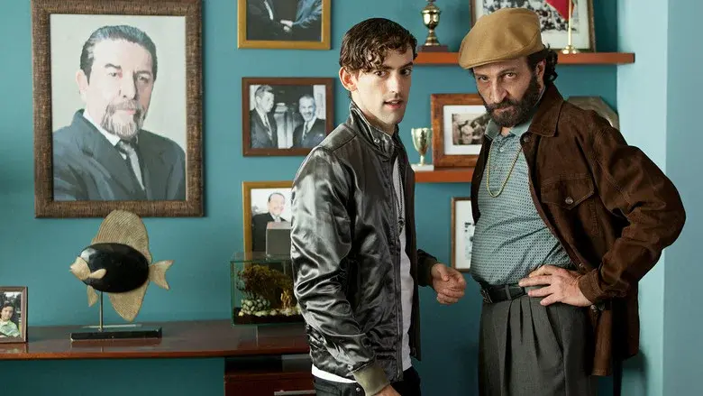 Club de Cuervos still 4