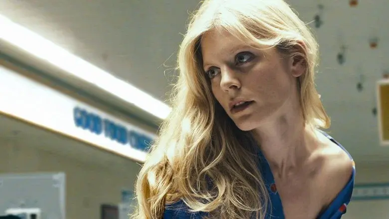 Cashback still 6