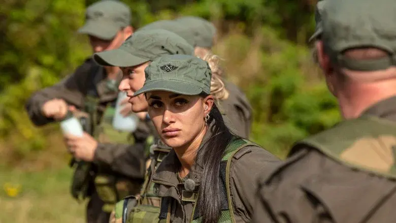Celebrity Task Force still 6