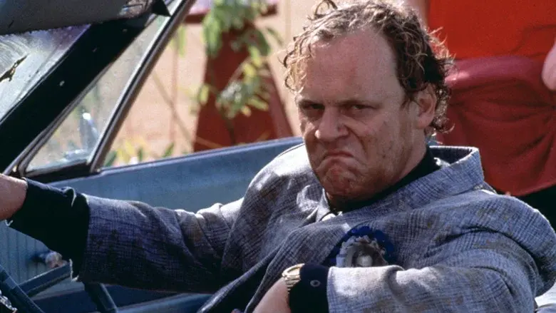 Round the Twist still 8