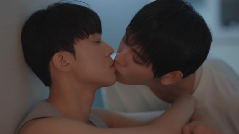 Romancing the Ghost still 3