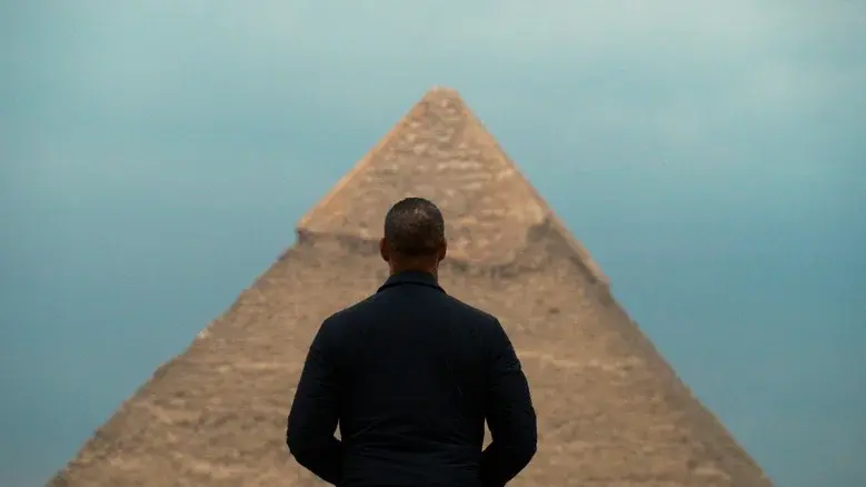 Ruud Gullit en de mysteries van het oude Egypte still 1