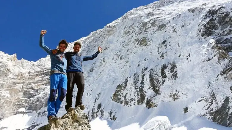 À l’Ombre du Chamlang still 2