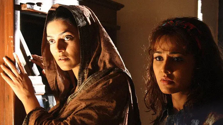 Ram Gopal Varma Ki Aag still 1