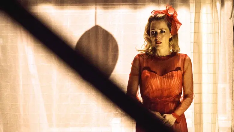 National Theatre Live: A Streetcar Named Desire still 3