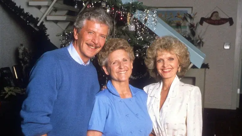A Very Brady Christmas still 3
