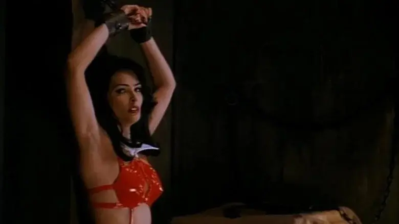 Vampirella still 4