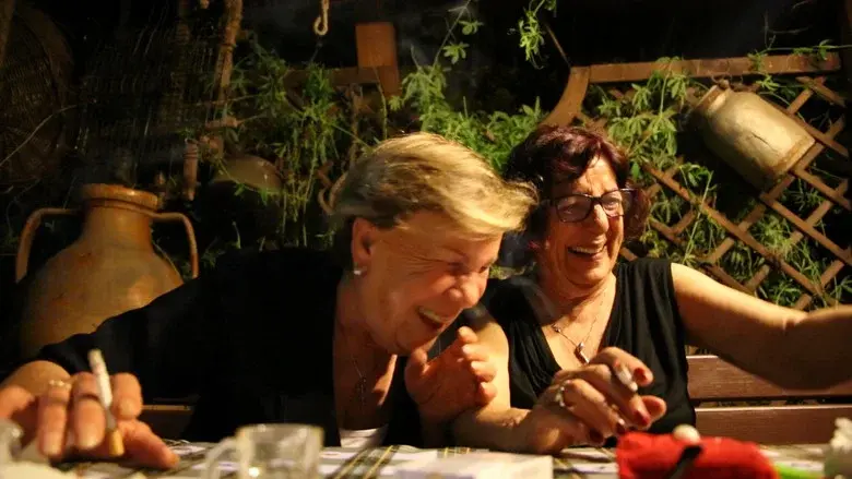 Manca Moro still 2