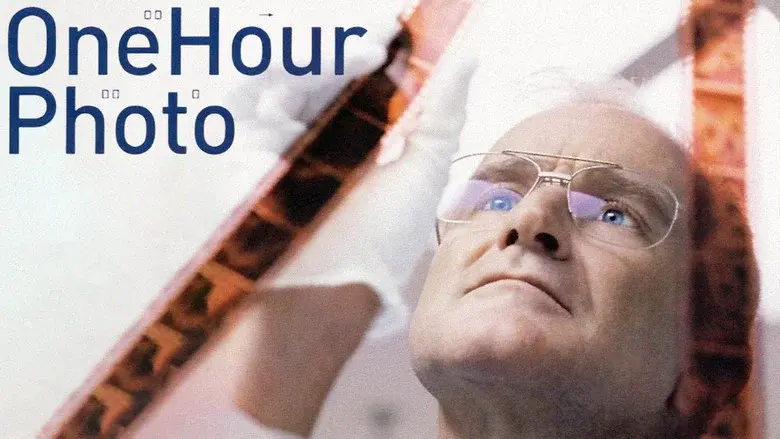 One Hour Photo still 2
