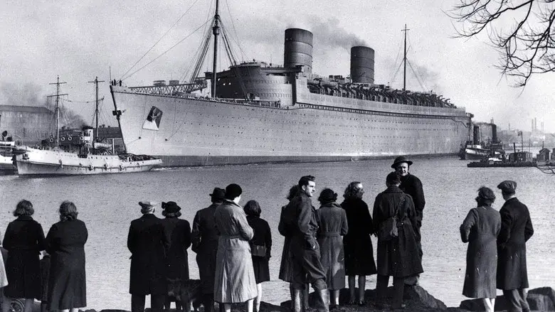 Secrets of the Lost Liners still 3