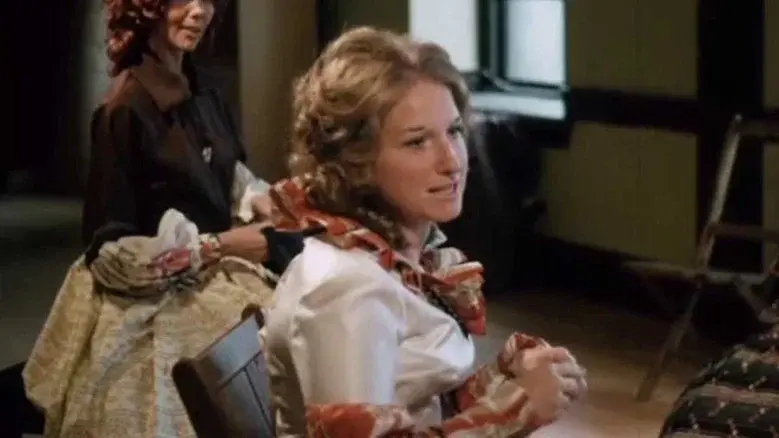 House of Seven Belles still 4