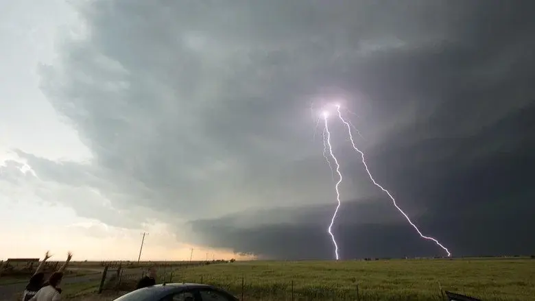 National Geographic: Inside the Mega Twister still 1