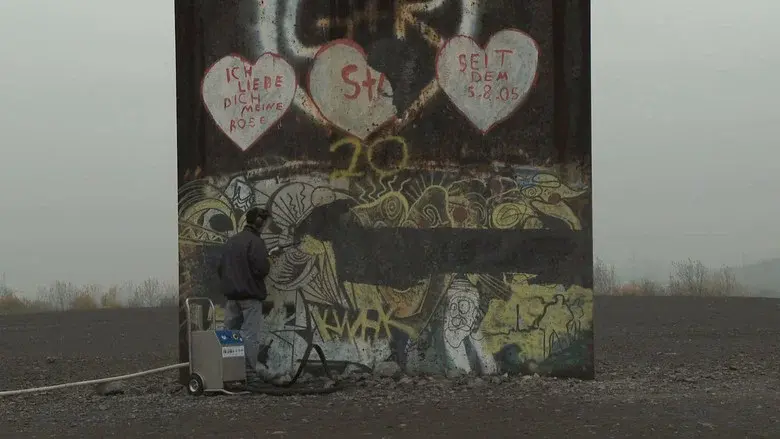 Ruhr still 6