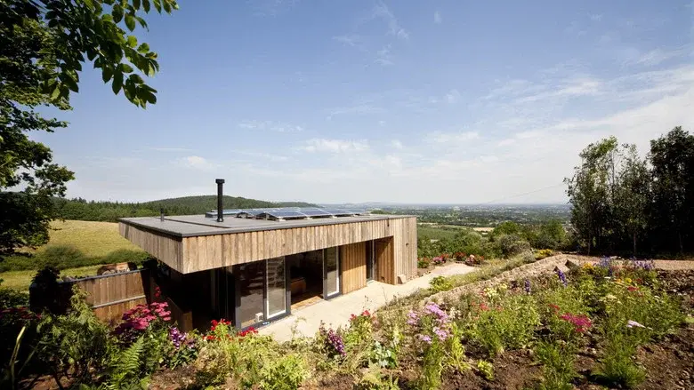 Grand Designs still 5