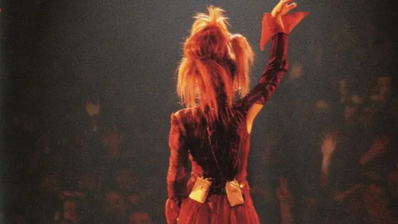Mylène Farmer: Mylenium Tour still 2