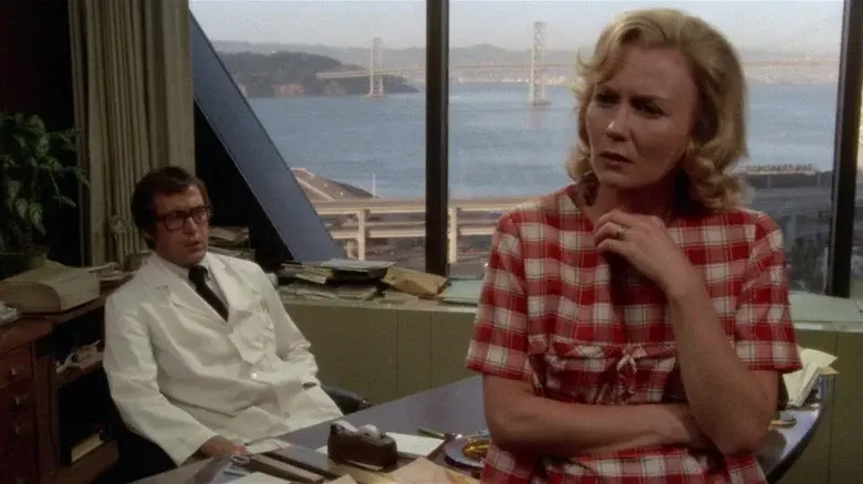Beyond the Door still 5