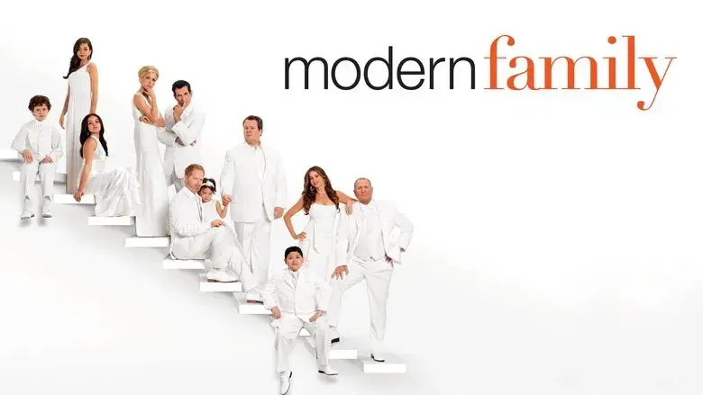 Modern Family still 8