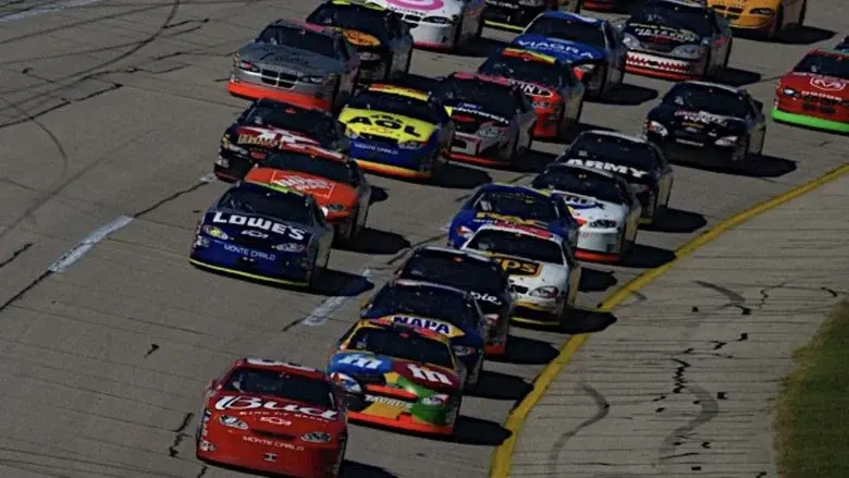 NASCAR: The IMAX Experience still 1