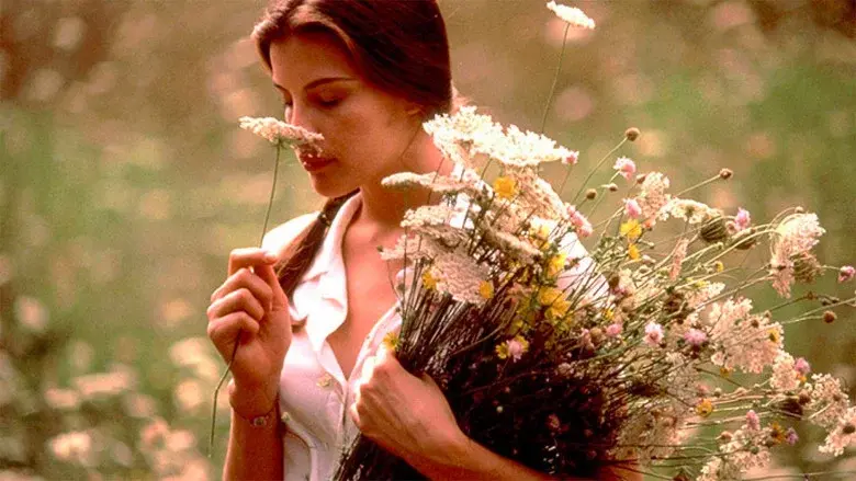 Stealing Beauty still 8