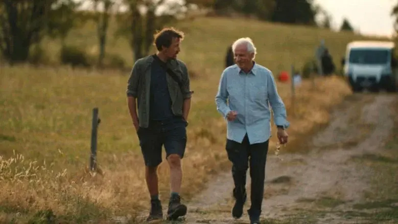 Vibrant still 3