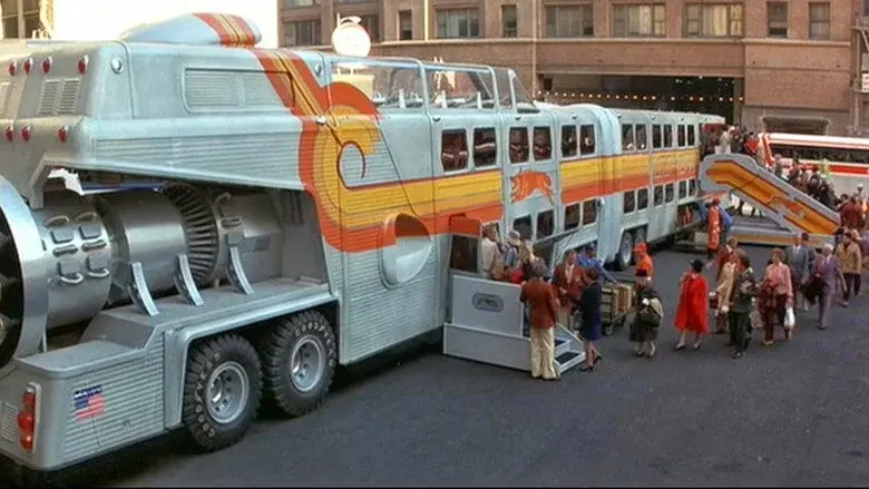 The Big Bus still 2