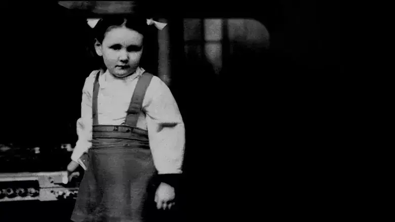 Annie Ernaux, je suis née quelque part still 1