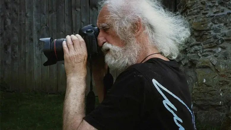 Štreit – I photograph, therefore I am still 1