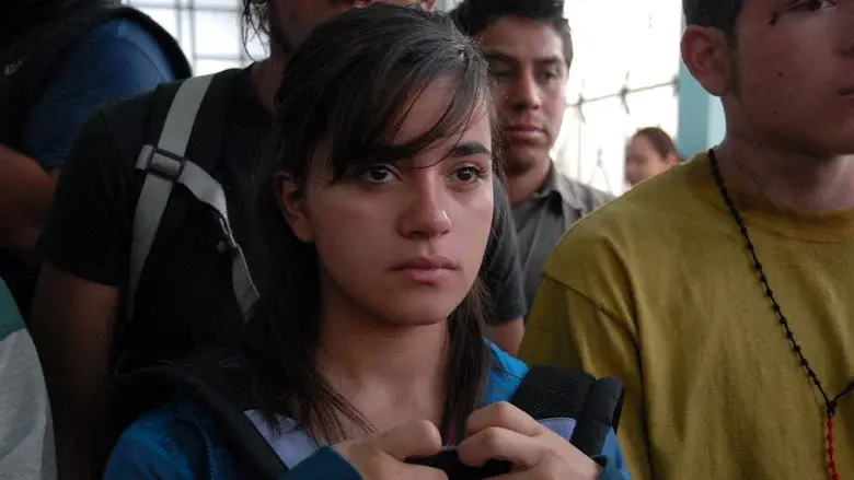 Sin Nombre still 2