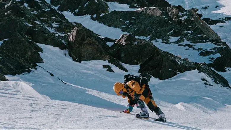 Everest still 6