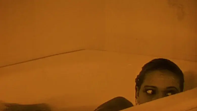 Siren of the Tropics still 1