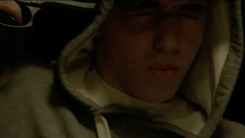 Je Suis L'Homme De Famille still 1