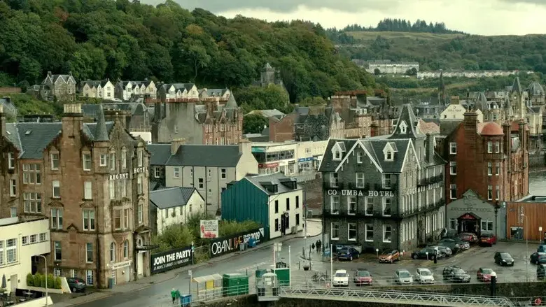 Frankie Boyle's Tour of Scotland still 2